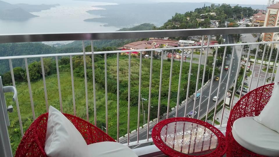 Cozy Staycation Tagaytay At Wind Residences Tagaytay City Esterno foto