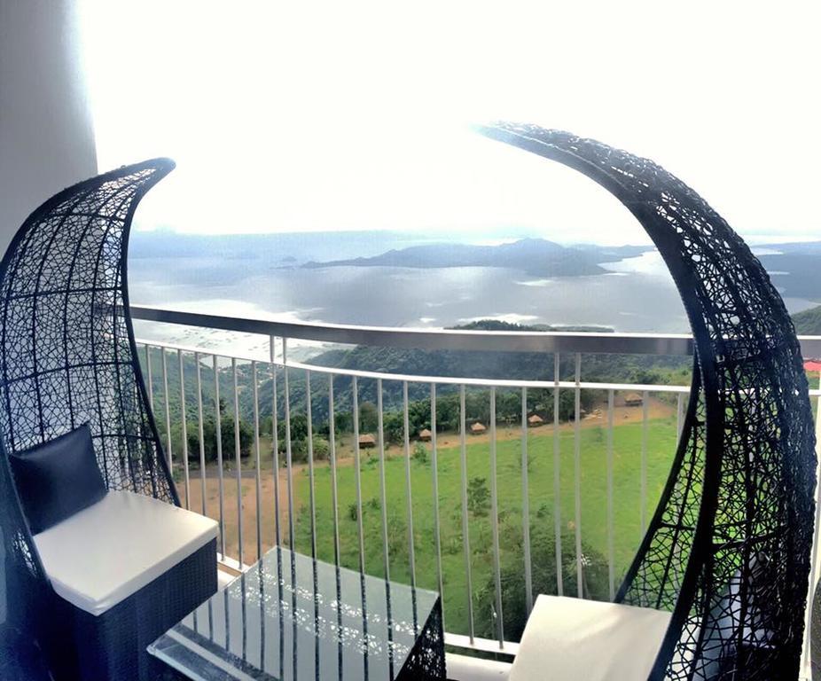 Cozy Staycation Tagaytay At Wind Residences Tagaytay City Esterno foto