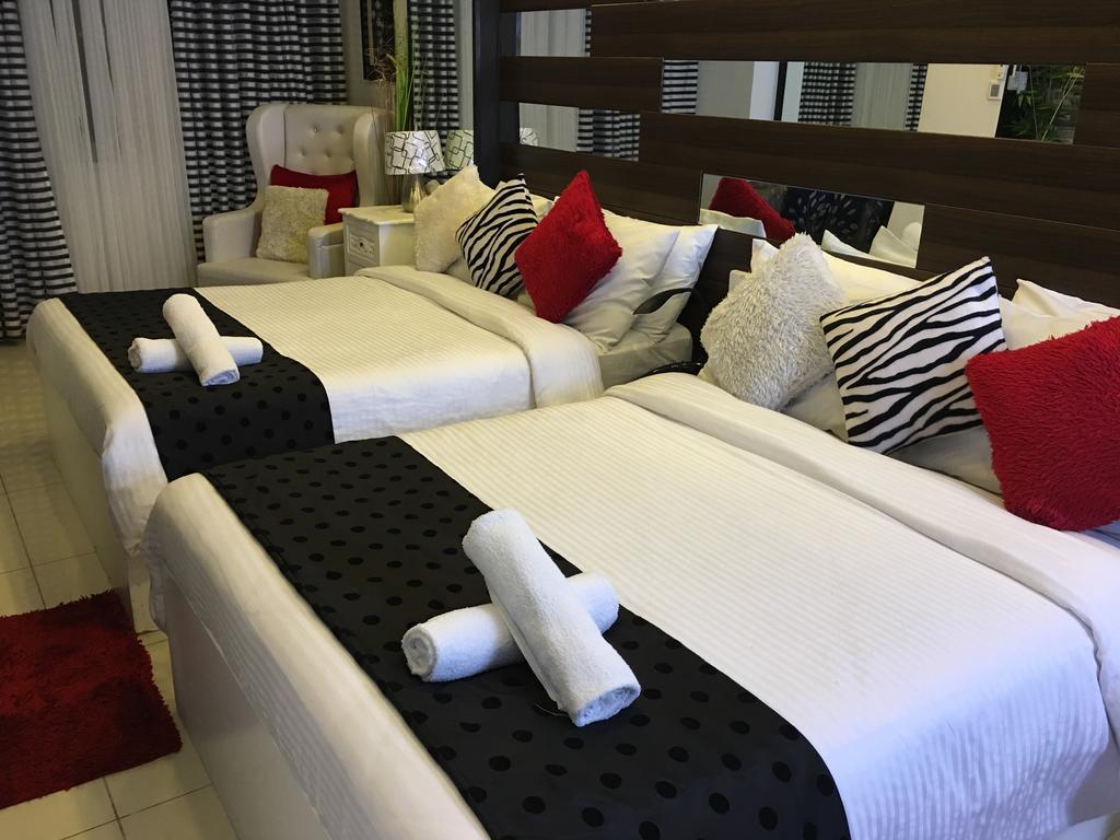 Cozy Staycation Tagaytay At Wind Residences Tagaytay City Esterno foto